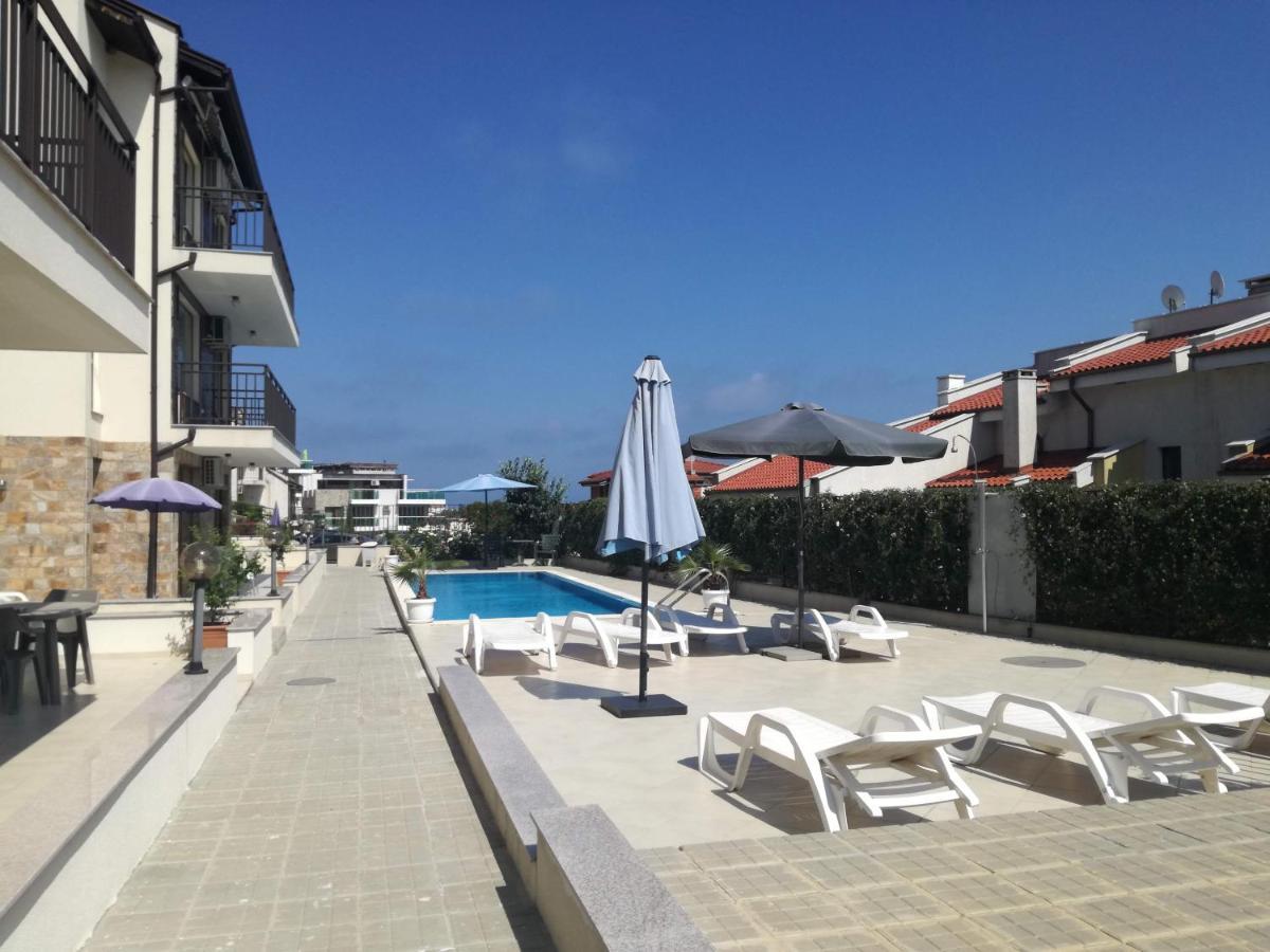 Apartments In Villas Apolon Süzebolu Dış mekan fotoğraf